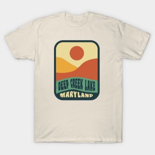 Deep Creek Lake Maryland Retro Sunset Badge T-Shirt